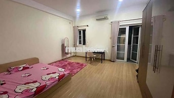 Share 1 phòng trong nhà nguyên căn