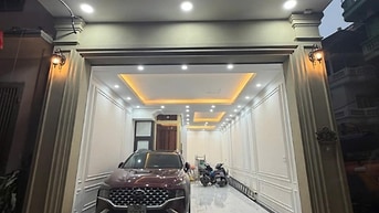 BÁN NHÀ PHÂN LÔ QUÂN ĐỘI - HOÀNG VĂN THÁI CÁCH PHỐ 20M 