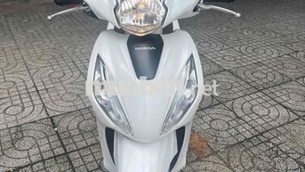 Honda Vision 9318 km màu Trắng