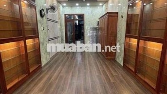 CHO THUÊ NHÀ TIỀN TRIỆU QUANG PHỤC THANG MÁY XỊN 6PN Lớn 4wC NHÀ MỚI