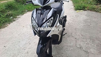 YAMAHA NOVO LX 2012 TRẮNG ĐEN