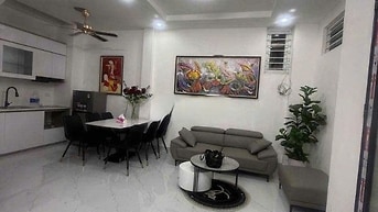 Cho thuê nhà tại ngõ 2 Hoàng Quốc Việt, Phường Nghĩa Đô, Quận Cầu Giấy