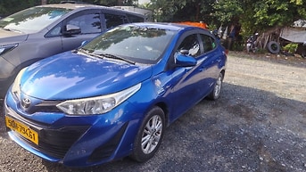Xe chạy dịch vụ, nay không sử dụng cần bán. 