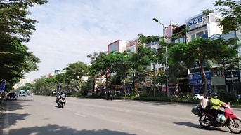 Cho thuê nhà nguyên căn mặt phố Giảng Võ, Ba Đình, Hà Nội