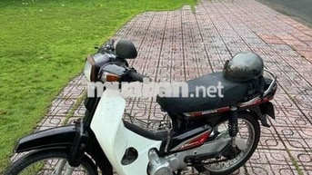 HONDA DREAM II ĐEN TRẮNG