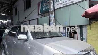 Toyota Fortuner 2009 Dầu Bạc