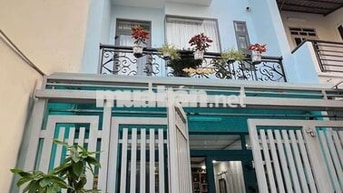 Cho thuê nhà 3 tầng 3PN-3WC đường số 6 Linh Tây gần chợ Thủ Đức 