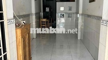 Cho thuê nhà nc(trệt 1lửng 2 lầu,sân thuợg) full nội thất. CMT8 Q10