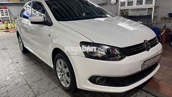 Volkswagen Polo Sedan 2015 Trắng