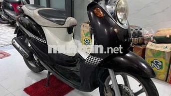 YAMAHA CLASSICO MÀU ĐEN TRẮNG