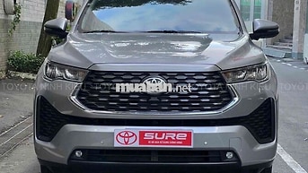 Toyota Innova Cross 2.0V 2024 Siêu Lướt