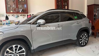 Toyota Corolla Cross 11/2025 9300km Xám xi măng
