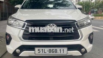 Innova 2022 số sàn xe đẹp