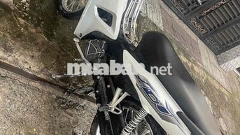 Honda Wave màu Trắng