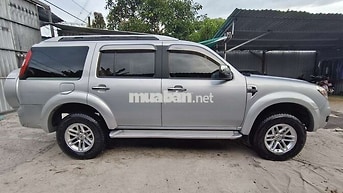 Ford Everest 2011 Số sàn 5 chỗ máy xăng