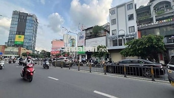 Cho thuê nhà mặt tiền Cách Mạng Tháng 8