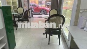 Nhượng mặt mặt bằng mặt tiền phan bội châu, nội thất có sẵn