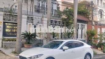 Mazda 3 cực zin cực đẹp 5 chỗ Tự động Xăng Trắng