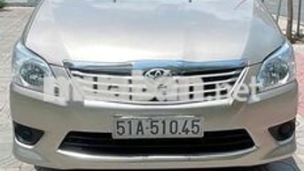 Toyota Innova 2013 8 chỗ Nâu vàng bản E ko taxi