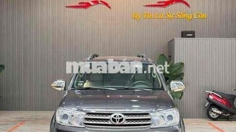 Toyota Fortuner 2011 MT máy dầu