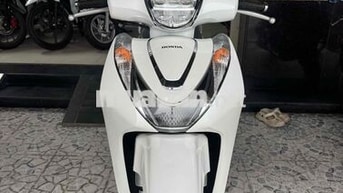 Honda SH Mode 2024 3.600Km màu Trắng Mới Tinh
