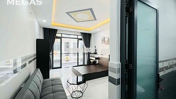 STUDIO FULL NỘI THẤT BAN CÔNG THOÁNG MÁT