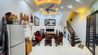 5 tầng Đại La, Hai Bà Trưng - Ngõ kinh doanh, full nội thất, 12 triệu