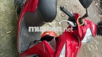 Honda Vision 2016 màu đỏ