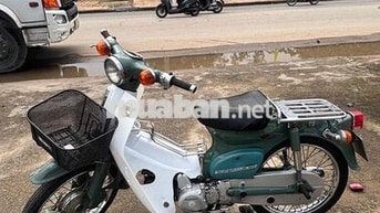 Honda Super Cub 81 50cc màu Xanh