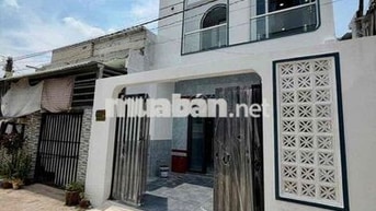 Nhà SHR , Hoàn Công , Sau UBND ngay chợ Mỹ Hạnh Nam