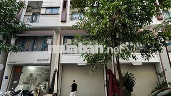 Cho thuê nhà khu Galaxy Vạn Phúc, Hà Đông 91m 6 tầng  TM giá 40 tr/th