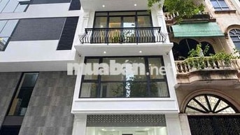 MBKD Nguyên Hồng – Tòa nhà mới, thang máy, ô tô tránh, vỉa hè