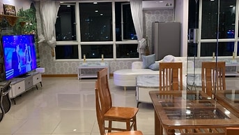 Cho thuê căn chung cư The Manor Quận Bình Thạnh, tầng 8, DT 120m2