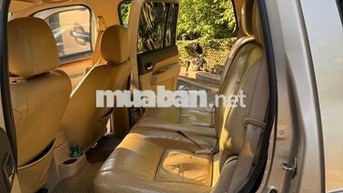 Ford Everest Limited 2.5L 4x2 AT 2011