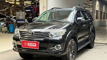 FORTUNER 2.7V 4X4|ĐEN, FULL ĐỒ CHƠI - GIÁ CÒN GIẢM