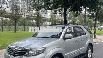 Toyota Fortuner 2012 mẫu mới 2013 xăng 1 cầu