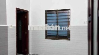 cho thuê NHÀ NGUYÊN CĂN mặt tiền đường ngô quyền Trung tâm thành phố .