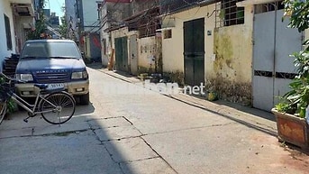Chính chủ bán nhà mặt ngõ  ô tô đỗ của khu cán bộ dân trí cao