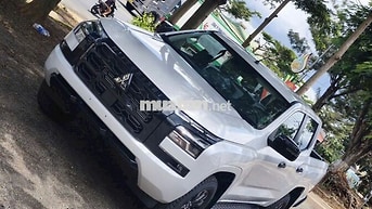 Mitsubishi Triton 4WD AT 2 Cầu Số Tự Động