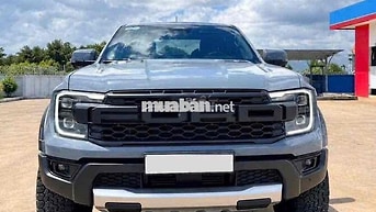 Ford Ranger Raptor 2025 xám 8.000 km