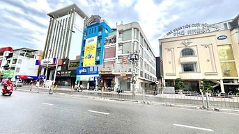 CHO THUÊ HOẶC BÁN CĂN GÓC 2 MT 126-128 PHAN ĐĂNG LƯU 6 TẦNG THANG MÁY 