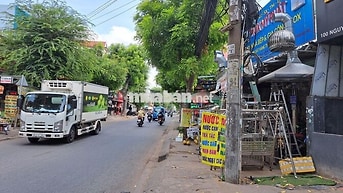 Nhà Nguyên Căn MT Nguyễn Văn Qúa 4 x 30m giá 18tr/tháng