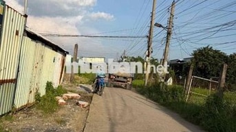 đất long cang sát bên chợ và KCN Long Cang