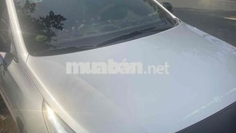 Hyundai Accent 5 chỗ Xăng Số sàn 200.000 km Bạc