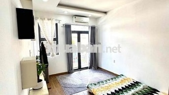 STUDIO BAN CÔNG THOÁNG FULL NỘI THẤT - GẦN PHAN XÍCH LONG