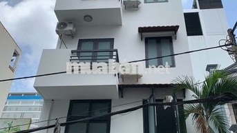 Cho thuê căn hộ phòng trọ 17m2 tại góc Phan Đăng Lưu và Nơ Trang Long