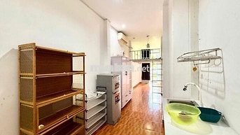 CHO THUÊ CĂN HỘ GÁC BAN CÔNG - MẶT TIỀN LÝ CHÍNH THẮNG - QUẬN 3
