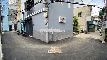 NHÀ 2 MẶT HXH giáp PHÚ NHUẬN, QUẬN 1 - Nội Thất Đầy Đủ