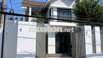villa mini có sân vườn siêu xinh Hàng hiếm dt 10-30m giá 28  củ