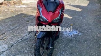 Honda Air Blade 125 2025 màu đỏ đen